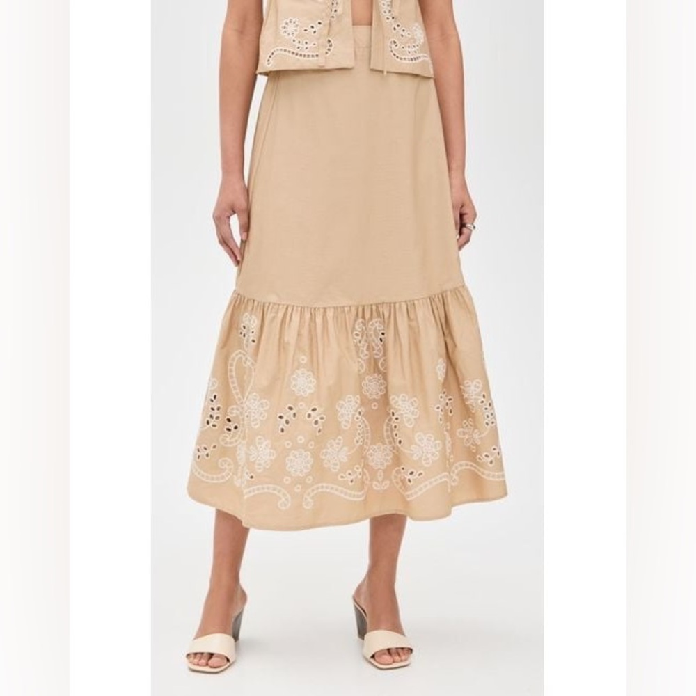 Moon River Eyelet Midi Skirt NWOT - Picture 3 of 7